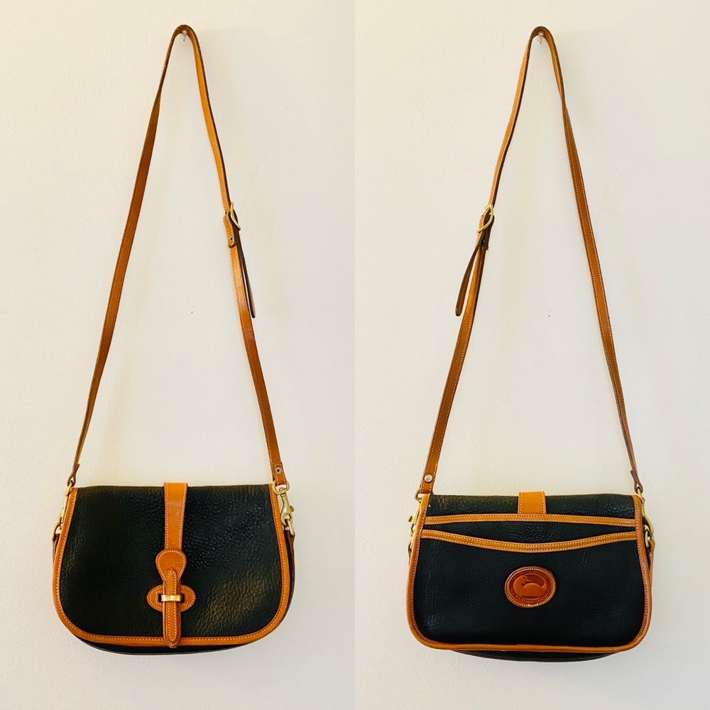 Dooney & Bourke Crossbody bag